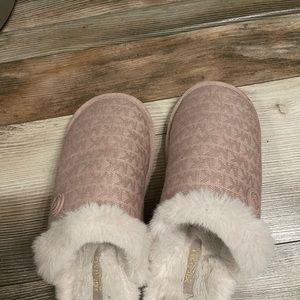 Original size 7 and fits 7.5